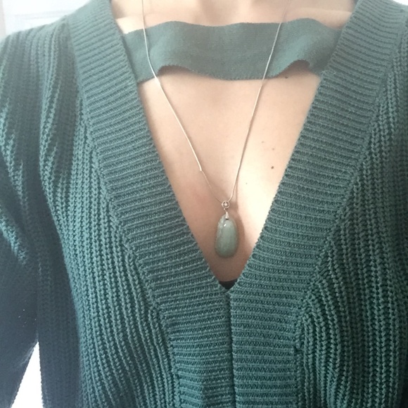 Jade Pendant Necklace - Picture 3 of 4